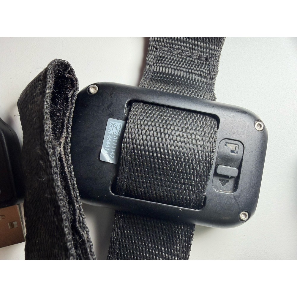 GoPro Smart Remote ARMTE-002 Waterproof Camera Control with Charging Cable Strap - Picture 3 of 6